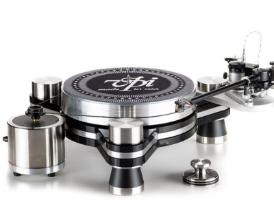 VPI The Avenger turntable